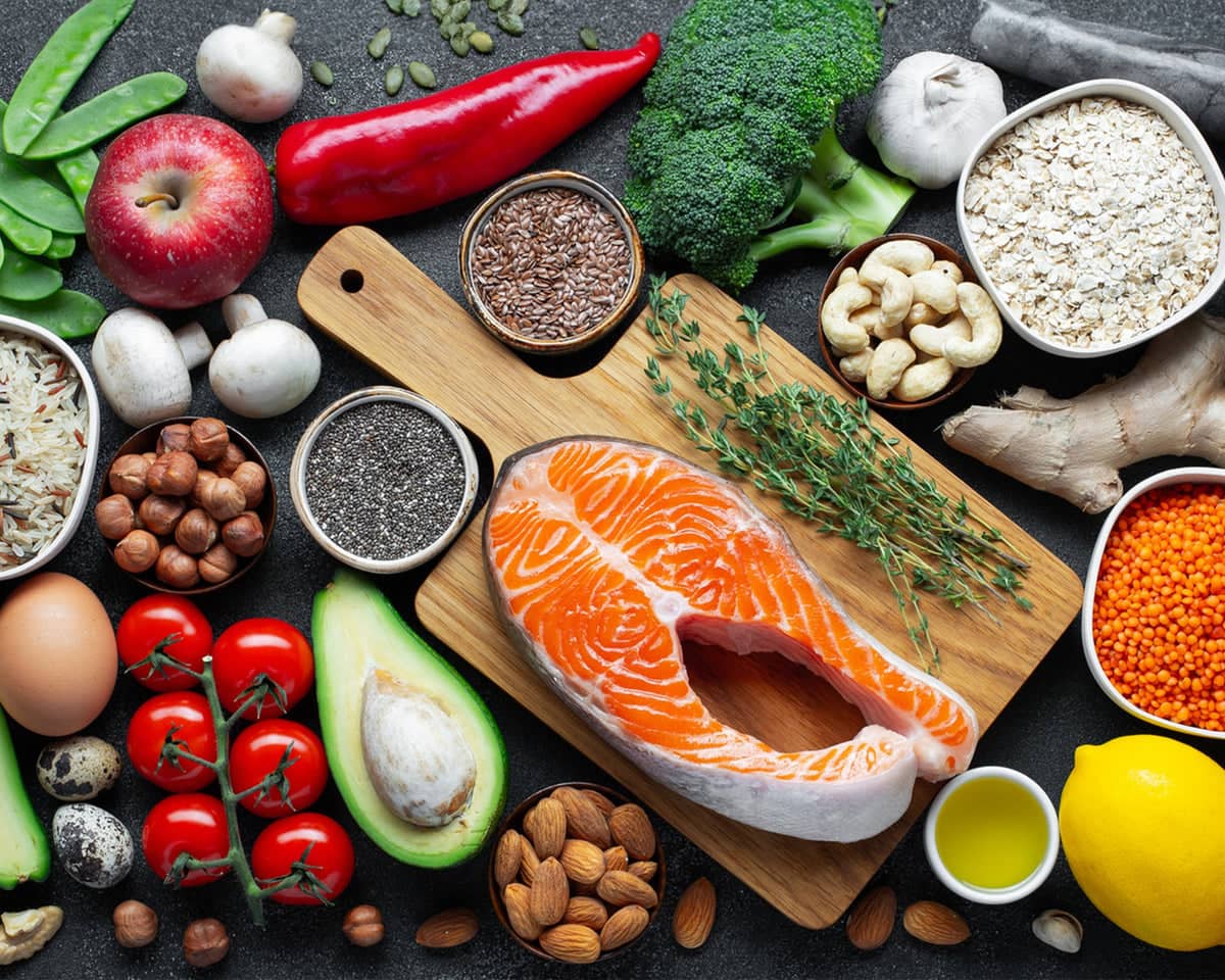 Весна во вкусе: 3 свежих рецепта для аэрогриля с кабачком, лососем и креветками