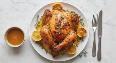 Курица, запеченная целиком